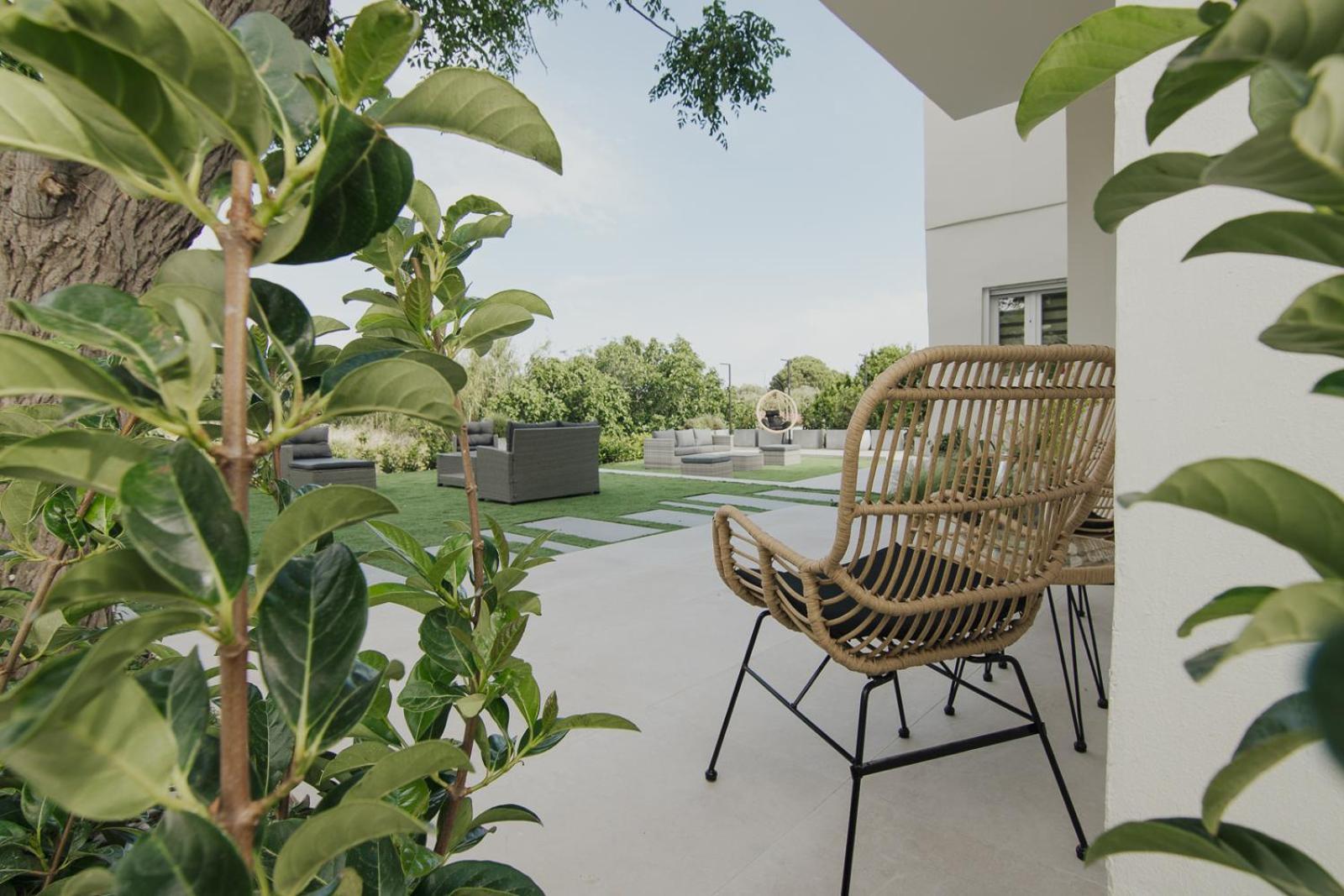 Le Jardin Apartments Kampos Marathokampou Exteriör bild